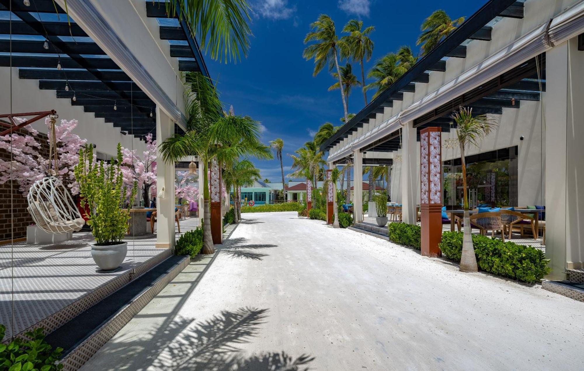 Hotel Oblu Xperience Ailafushi Malé Esterno foto